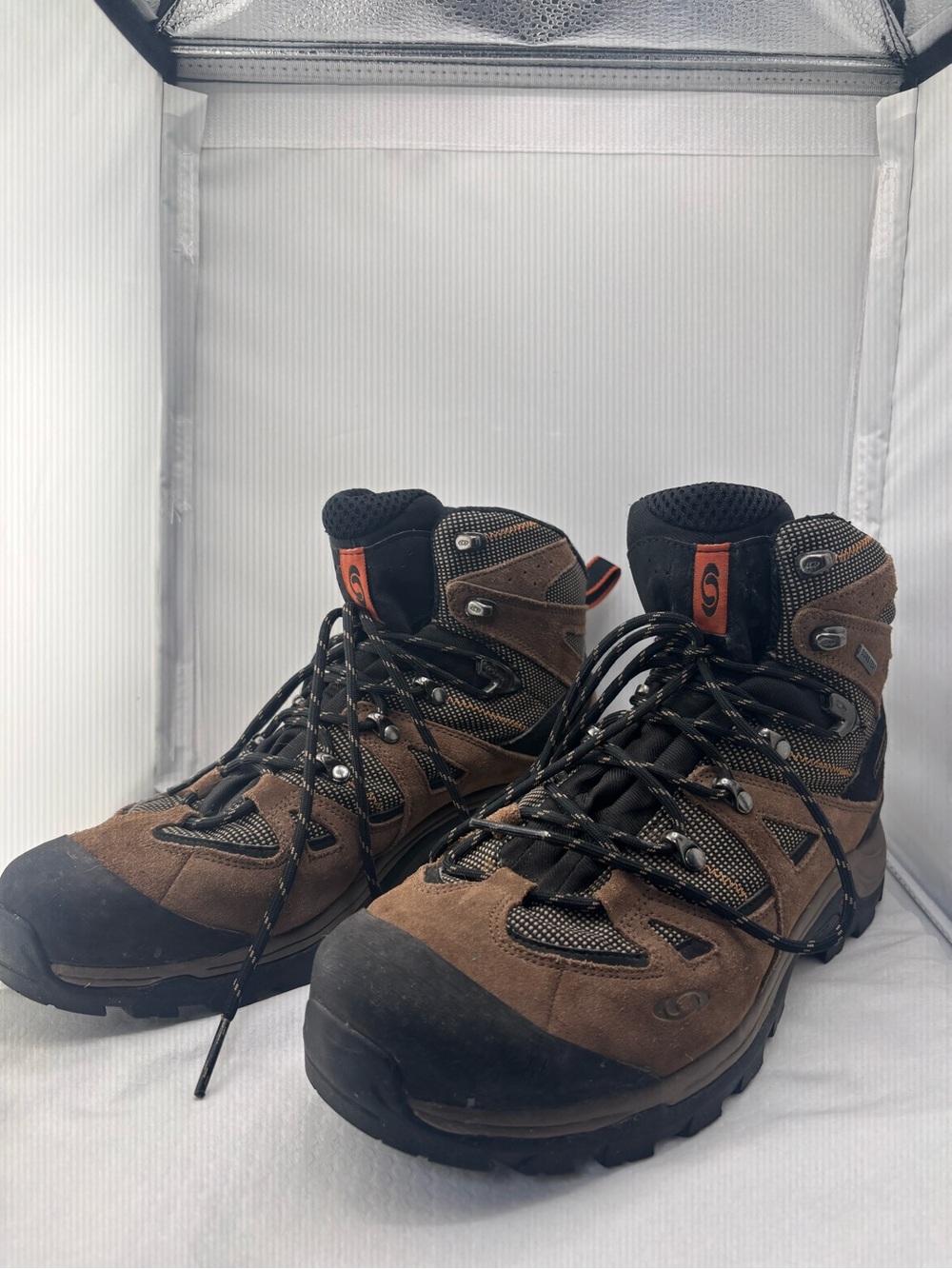 Salomon Brown and Black Men's Hiking Boots size 11.5 - Picture 4 of 16